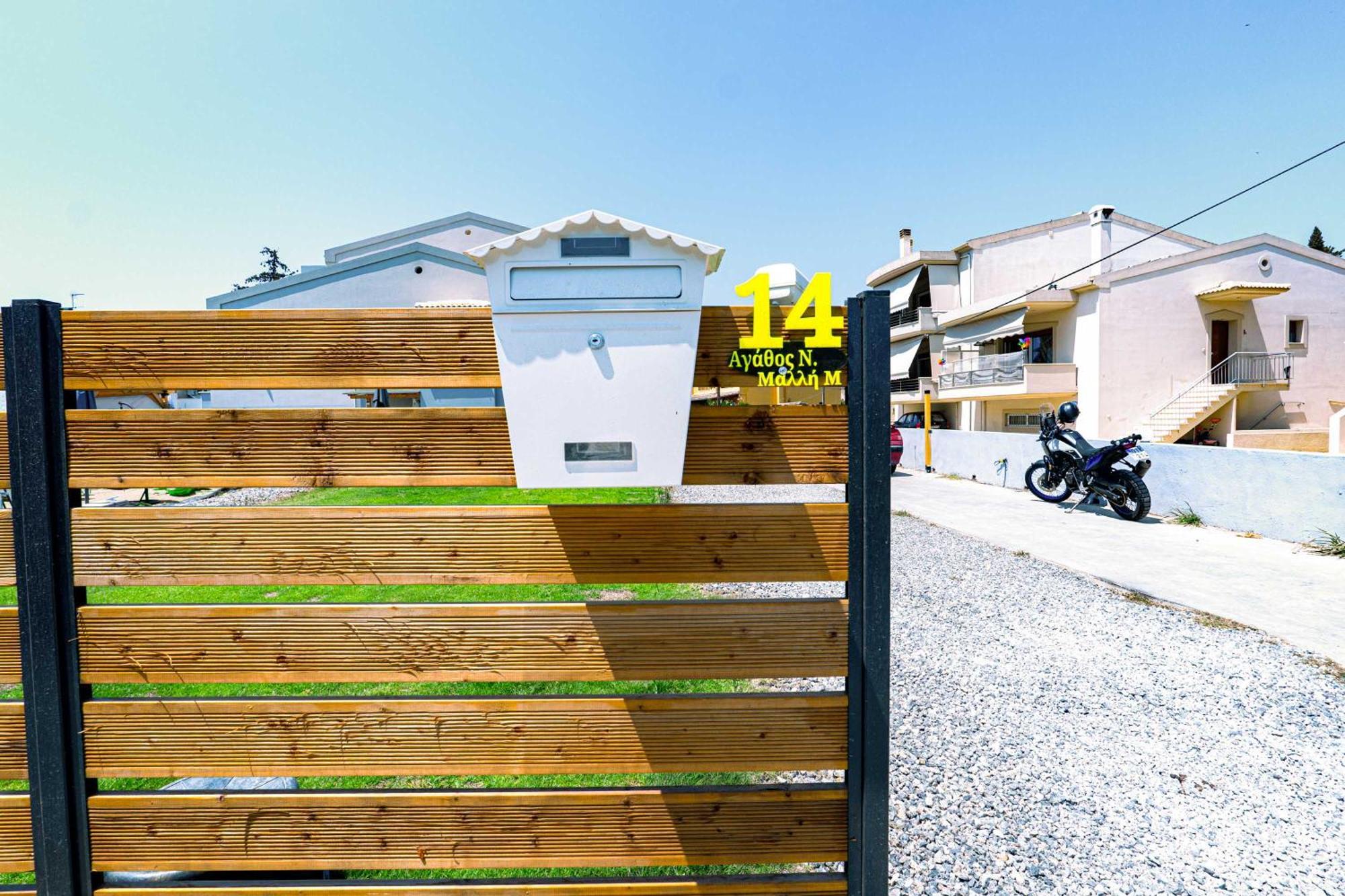 Apartment Foxy Summer House Alepou